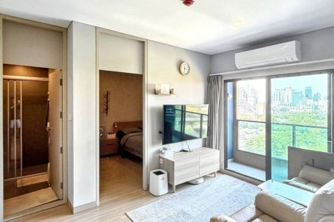 Кондоминиум с 2 спальнями в Бангкоке, Таиланд № 124635 - фото 1