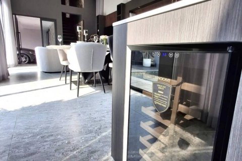 Maison à Bang Lamung, Thaïlande 4 chambres № 124641 - photo 10