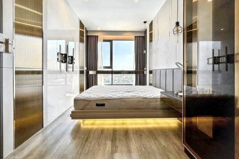 Кондоминиум с 2 спальнями в Бангне, Бангкок, Таиланд № 124638 - фото 7