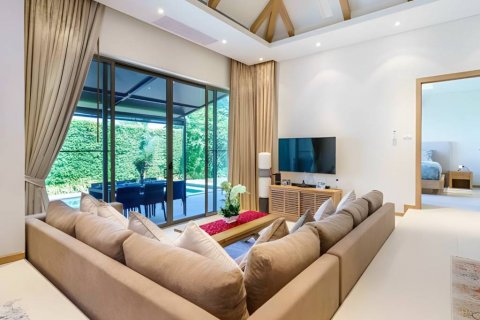 Villa in Bang Tao, Thailand 2 bedrooms № 104516 - photo 4