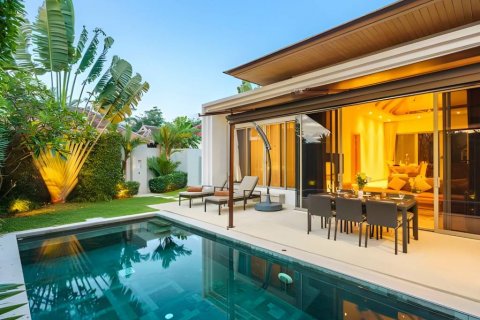 Villa in Bang Tao, Thailand 2 bedrooms № 104516 - photo 2