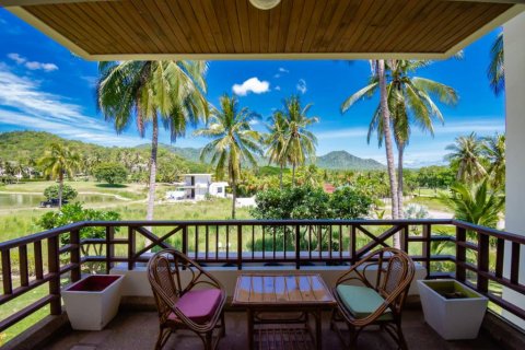 Condo in Cha-am, Thailand, 2 bedrooms  № 104514 - photo 1