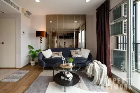 Condo in Sathon, Bangkok, Thailand, 2 bedrooms  № 123831 - photo 20