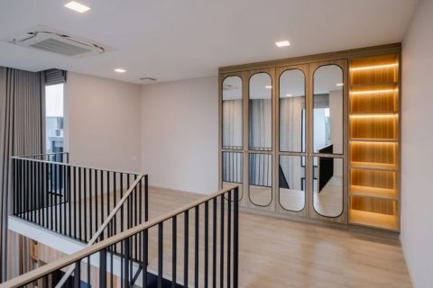 Дом в Сапхансунге, Бангкок, Таиланд с 4 спальнями  № 123852 - фото 12