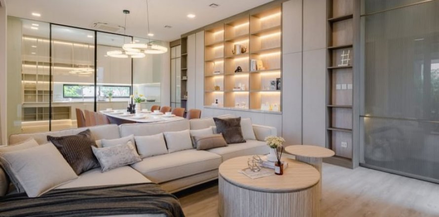 Дом в Сапхансунге, Бангкок, Таиланд с 4 спальнями  № 123852