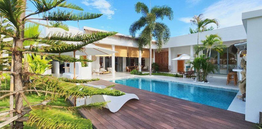 Villa in Hua Hin, Thailand 3 bedrooms № 123830