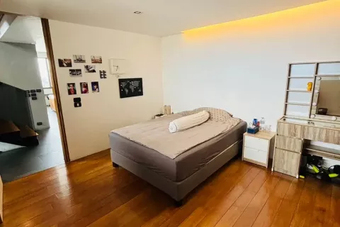 Кондоминиум с 3 спальнями в Ваттхане, Бангкок, Таиланд № 123848 - фото 5