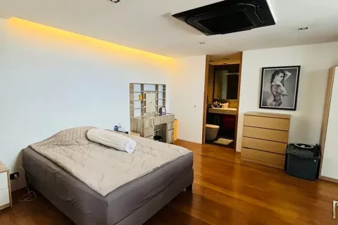 Кондоминиум с 3 спальнями в Ваттхане, Бангкок, Таиланд № 123848 - фото 28