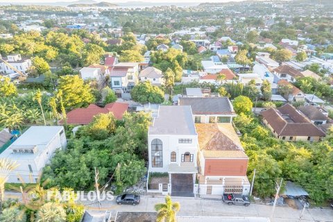 Вилла в Раваи, Таиланд с 3 спальнями  № 124330 - фото 21