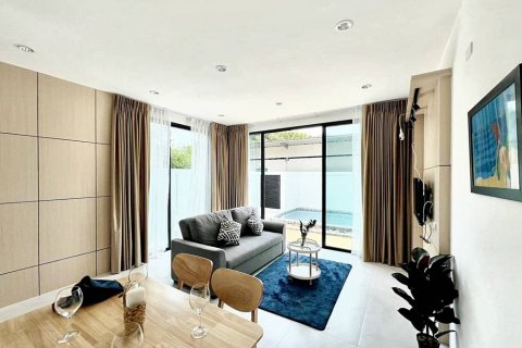 Villa in Phuket, Thailand 2 bedrooms № 85801 - photo 2
