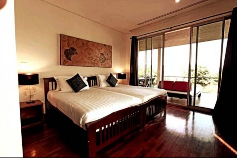 Дуплекс в Кароне, Таиланд с 2 спальнями  № 85800 - фото 8