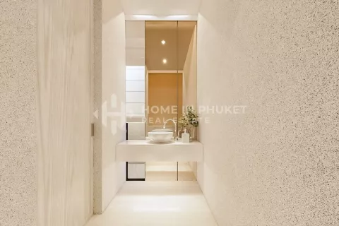 Condo in Phuket, Thailand, 3 bedrooms  № 131039 - photo 17