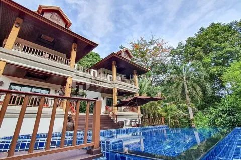 Maison sur Nai Harn Beach, Thaïlande 4 chambres № 131035 - photo 1