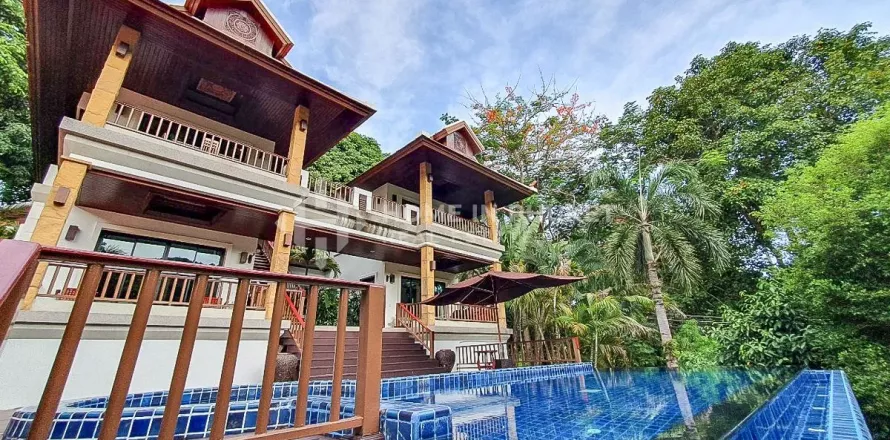 Maison sur Nai Harn Beach, Thaïlande 4 chambres № 131035