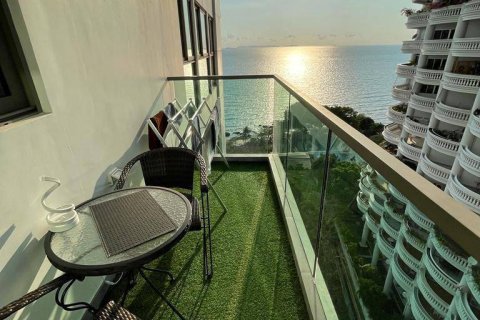 Condo in Pattaya, Thailand, 1 bedroom  № 123201 - photo 1