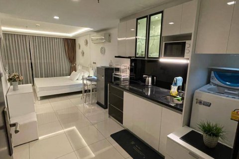 Condo in Pattaya, Thailand, 1 bedroom  № 123201 - photo 9
