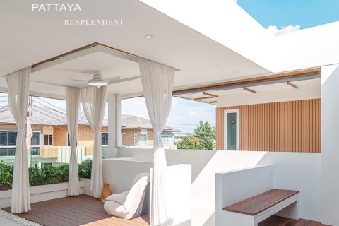 Maison à Pattaya, Thaïlande 5 chambres № 124172 - photo 2