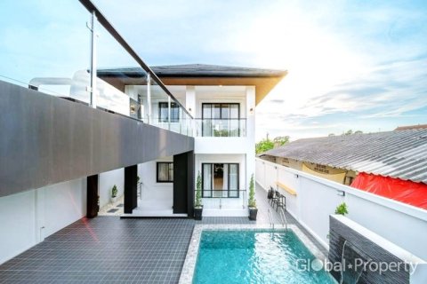 Дом в Паттайе, Таиланд с 3 спальнями  № 124181 - фото 24