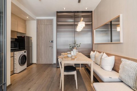 Condo in Bangkok, Thailand, 1 bedroom  № 86007 - photo 4