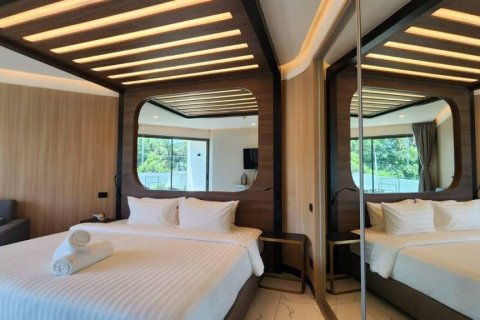 Condo in Bang Tao, Thailand, 1 bedroom  № 86013 - photo 2