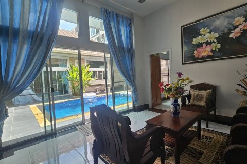 Дом в Паттайе, Таиланд с 5 спальнями  № 125057 - фото 17