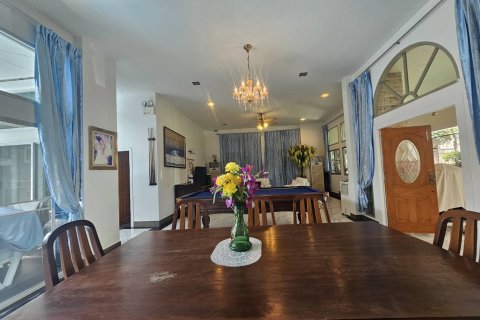 Дом в Паттайе, Таиланд с 5 спальнями  № 125057 - фото 11