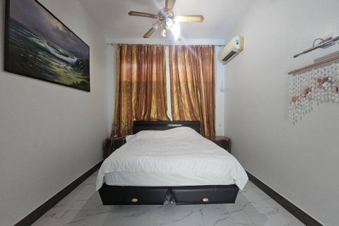 Дом в Паттайе, Таиланд с 5 спальнями  № 125057 - фото 27