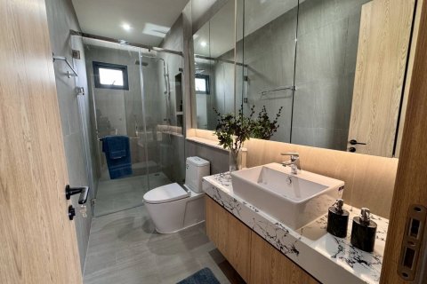 House in Pattaya, Thailand 4 bedrooms № 125059 - photo 7