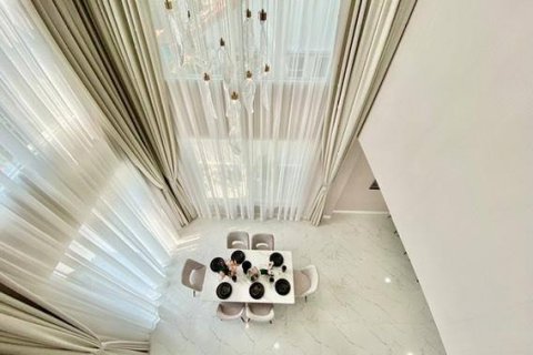 House in Pattaya, Thailand 4 bedrooms № 125060 - photo 13