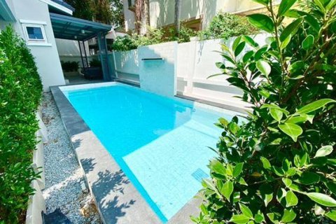 House in Pattaya, Thailand 4 bedrooms № 125060 - photo 3