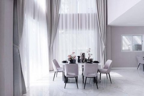 House in Pattaya, Thailand 4 bedrooms № 125060 - photo 11