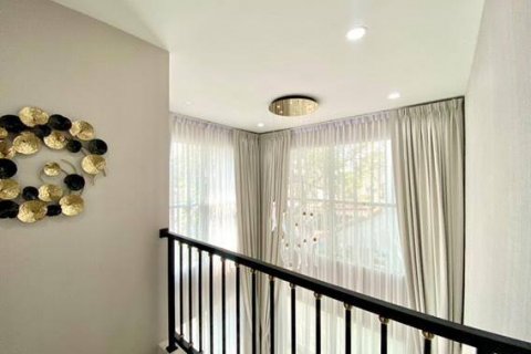 House in Pattaya, Thailand 4 bedrooms № 125060 - photo 15