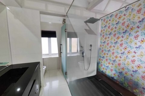 House in Pattaya, Thailand 10 bedrooms № 125056 - photo 13