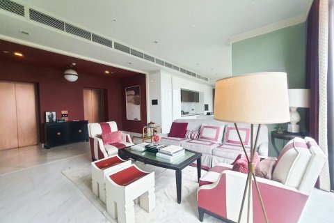 Condo in Watthana, Bangkok, Thailand, 2 bedrooms  № 132277 - photo 1