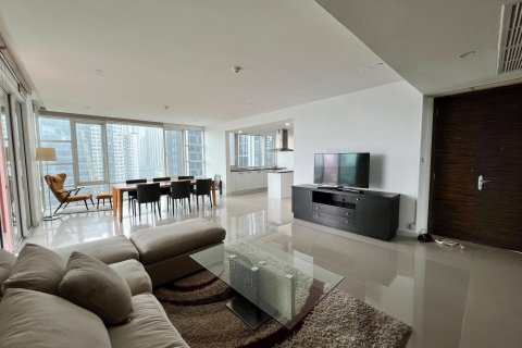 Condo à Watthana, Bangkok, Thaïlande, 3 chambres  № 132274 - photo 1