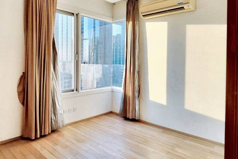 Кондоминиум с 3 спальнями в Пхракханонге, Бангкок, Таиланд № 85975 - фото 4