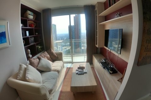 Кондоминиум с 2 спальнями в Пхракханонге, Бангкок, Таиланд № 143775 - фото 2