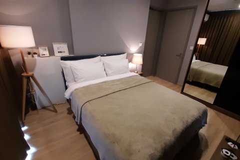 Condo in Bangkok, Thailand, 2 bedrooms  № 143730 - photo 7