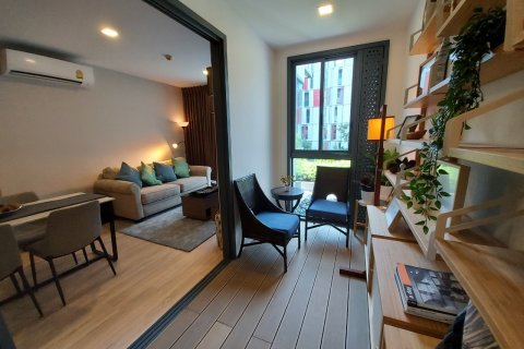 Condo in Bangkok, Thailand, 2 bedrooms  № 143730 - photo 16