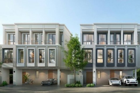 Townhouse in Bangkok, Thailand 4 bedrooms № 104188 - photo 2