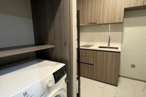 Condo à Watthana, Bangkok, Thaïlande, 3 chambres  № 124006 - photo 6