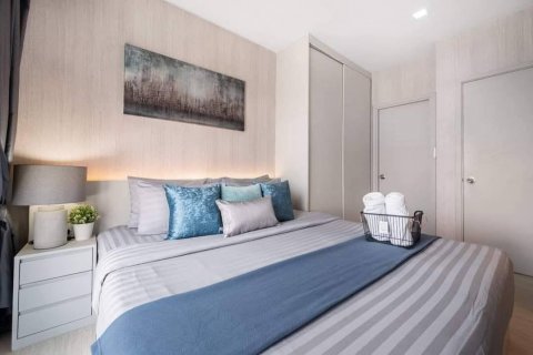 Condo à Khlong Toei, Bangkok, Thaïlande, 2 chambres  № 124003 - photo 2