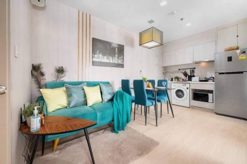 Condo à Khlong Toei, Bangkok, Thaïlande, 2 chambres  № 124003 - photo 1