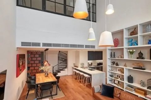 Кондоминиум с 2 спальнями в Сатхоне, Бангкок, Таиланд № 124008 - фото 3