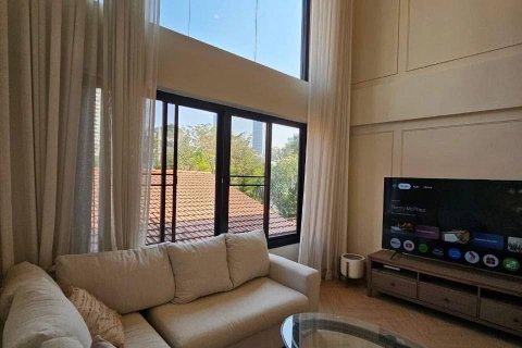 Townhouse in Khlong Toei, Bangkok, Thailand 3 bedrooms № 124007 - photo 4