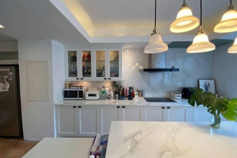 Townhouse in Khlong Toei, Bangkok, Thailand 3 bedrooms № 124007 - photo 14