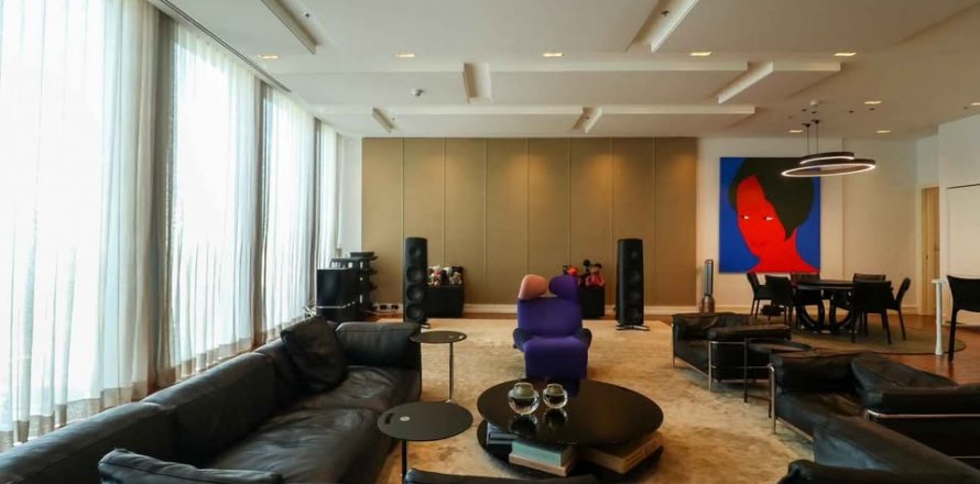 Condo in Bang Rak, Bangkok, Thailand, 4 bedrooms № 124005