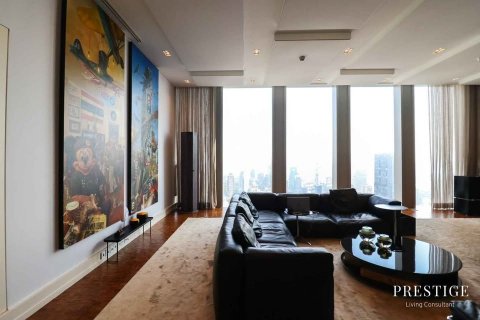 Condo in Bang Rak, Bangkok, Thailand, 4 bedrooms № 124005 - photo 23