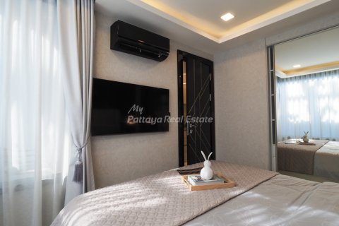 Condo in Bang Lamung, Thailand, 1 bedroom  № 126559 - photo 13