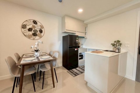 Condo in Hua Hin, Thailand, 2 bedrooms  № 133078 - photo 4